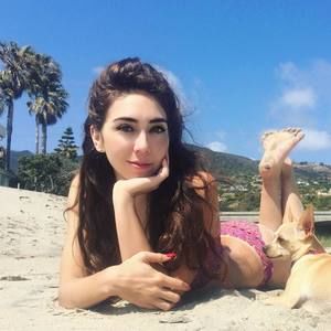 Meet your Posher, Gina